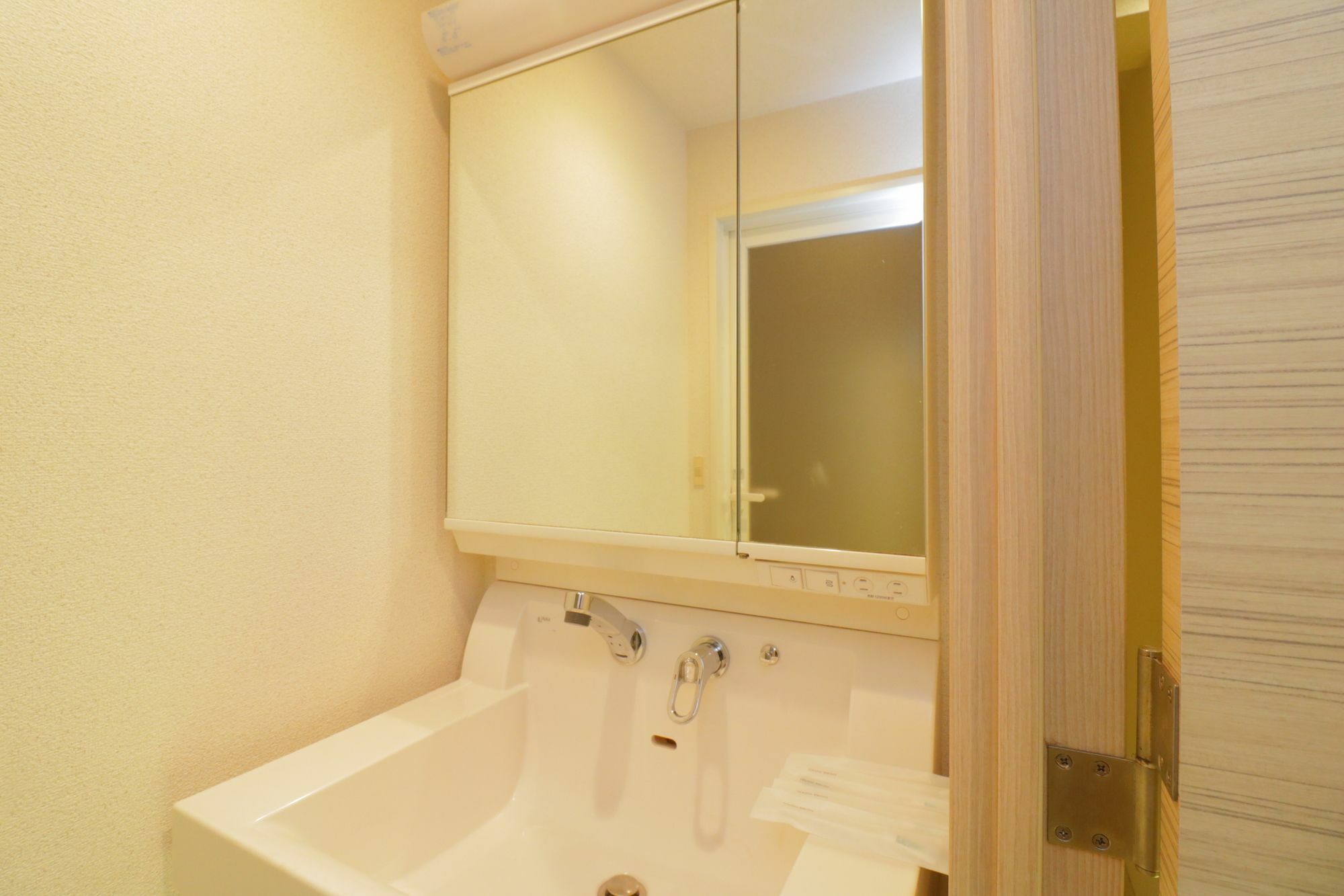 Hg Cozy Hotel No 17 通天閣前 Ōsaka Exterior foto
